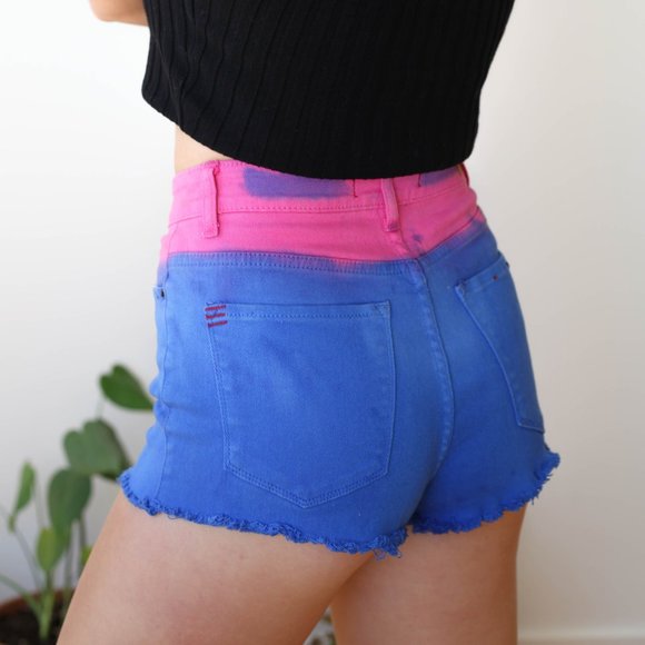 Urban Outfitters Tye-Dye Cheeky High-Rise Shorts - Picture 3 of 5